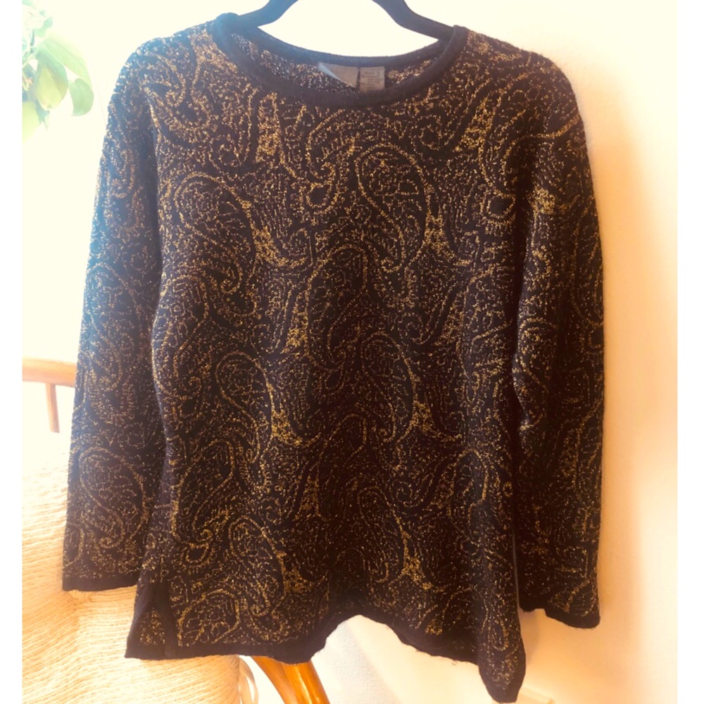 Women’s M Vintage black and gold sweater